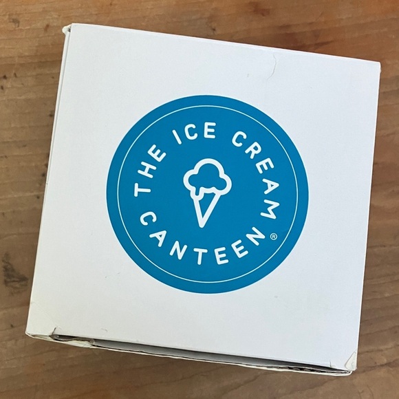 Pint size ice cream cooler Halo Top light green Container new in box - Picture 13 of 16